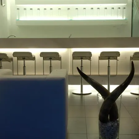 Отель The Silk