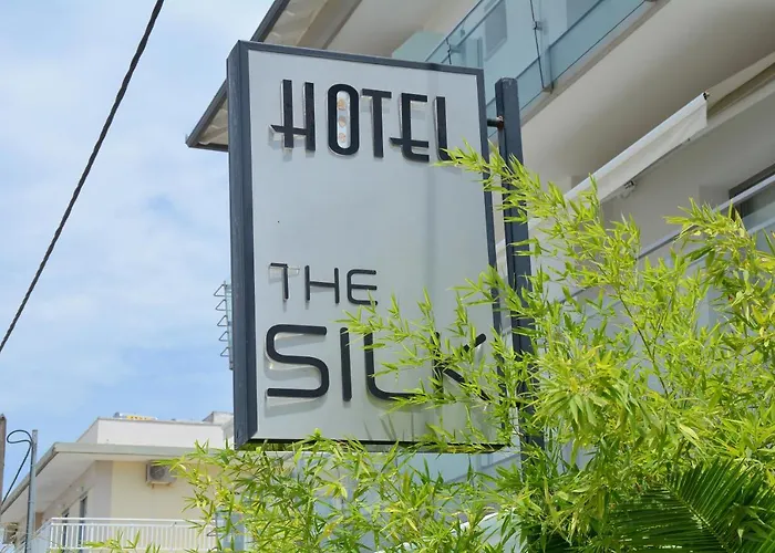 The Silk 4*